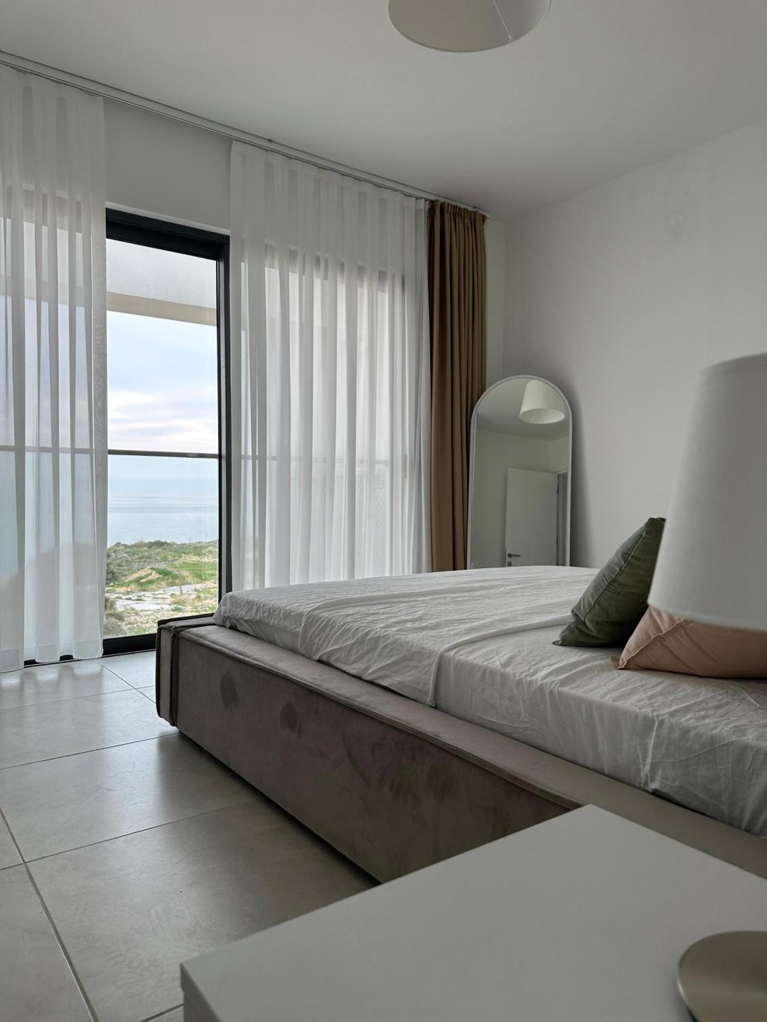 Penthouse I Sjokanten Pa Dejablue Apartament *